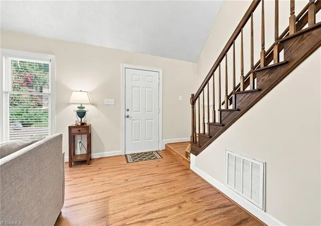 5th image of 11 River Chase Ct, Greensboro, NC 27407 | MLS# 1232884