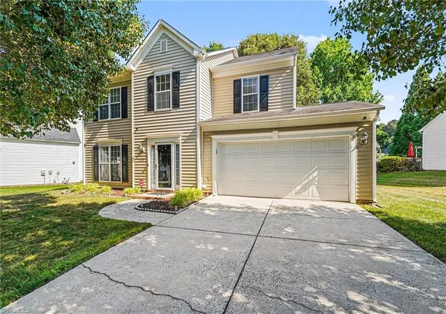 4th image of 3368 Cherrybrook Dr, Jamestown, NC 27282 | MLS# 1220666