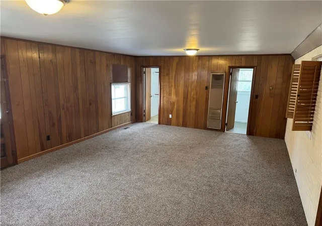 2nd image of 12 Hawthorne Ln, Lexington, NC 27295 | MLS# 1230472