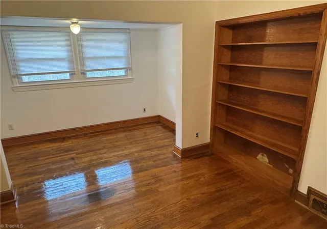 5th image of 12 Hawthorne Ln, Lexington, NC 27295 | MLS# 1230472