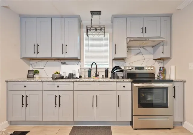Photo 4 of Single family home for sale at 1511 Davis Ave, High Point, NC 27260 | MLS# 1218449 | Listing updated on 2026-06-01