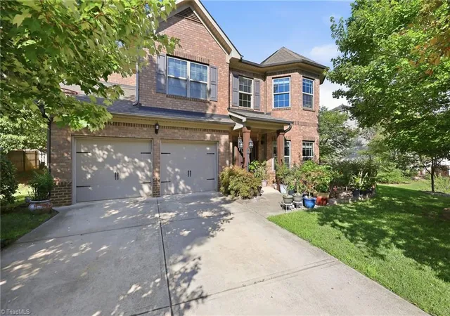 2nd image of 1105 Longleaf Pine Pl, Mebane, NC 27302 | MLS# 1228090