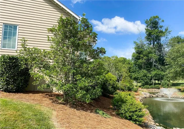 Photo 3 of Single family home for sale at 375 Hollybrook Dr, Bermuda Run, NC 27006 | MLS# 1231782 | Listing updated on 2026-09-09