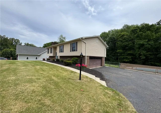 26th image of 146 Wagoner Dr, Mount Airy, NC 27030 | MLS# 1218534