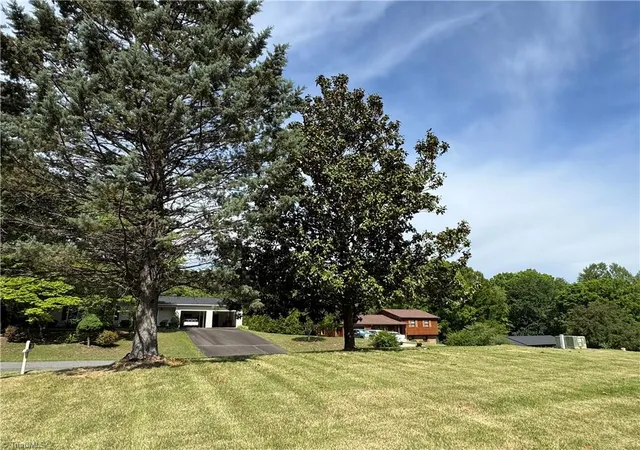 4th image of 146 Wagoner Dr, Mount Airy, NC 27030 | MLS# 1218534