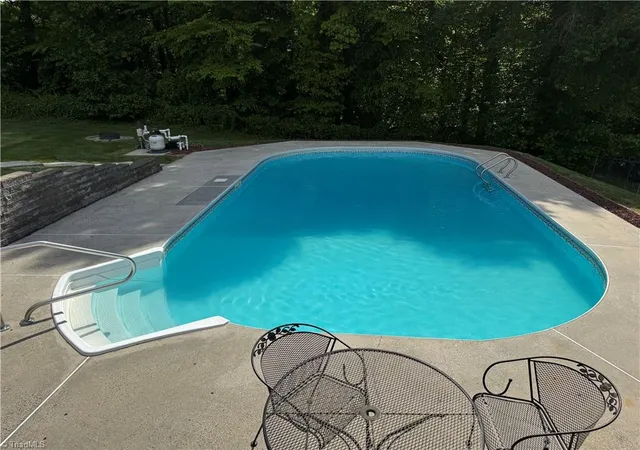 5th image of 146 Wagoner Dr, Mount Airy, NC 27030 | MLS# 1218534