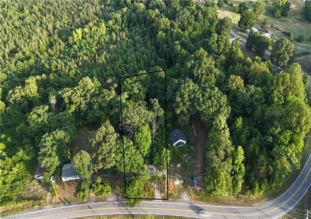 Homes for sale in Reidsville, NC | 231 Brooks Rd, Reidsville, NC 27320 | MLS# 1225099