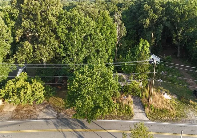 Homes for sale in Reidsville, NC | 231 Brooks Rd, Reidsville, NC 27320 | MLS# 1225099
