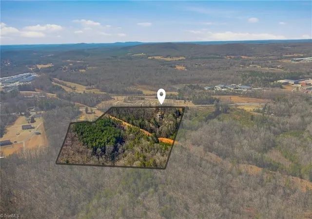 3rd image of 8015 E Us Hwy 64, Thomasville, NC 27360 | MLS# 1209286