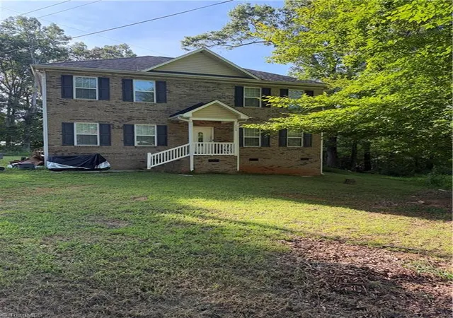 2nd image of 1154 E Allred St, Asheboro, NC 27203 | MLS# 1231753