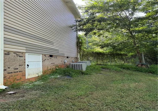 3rd image of 1154 E Allred St, Asheboro, NC 27203 | MLS# 1231753