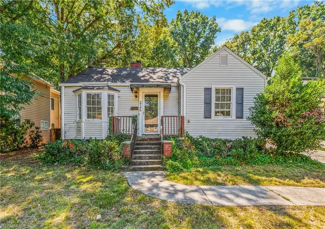 Photo 1 of Single family home for sale at 2746 Maplewood Ave, Winston Salem, NC 27103 | MLS# 1237869 | Listing updated on 2026-10-21