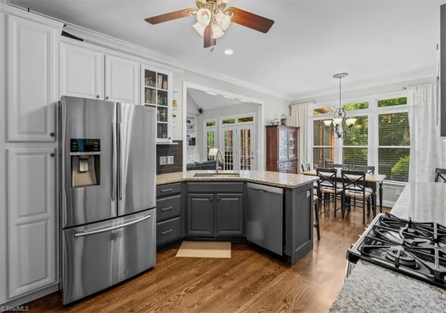 Photo 4 of Sale Pending at 1912 Ridge Oaks Ct, Oak Ridge, NC 27310 | MLS# 1233692 | Listing updated on 2026-10-07