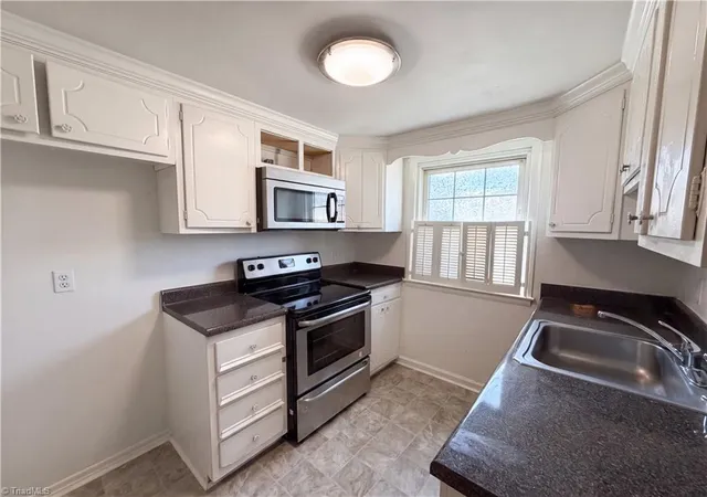 Photo 4 of Single family home for sale at 2902 Saint Marks Rd #E, Winston Salem, NC 27103 | MLS# 1228723 | Listing updated on 2026-10-21