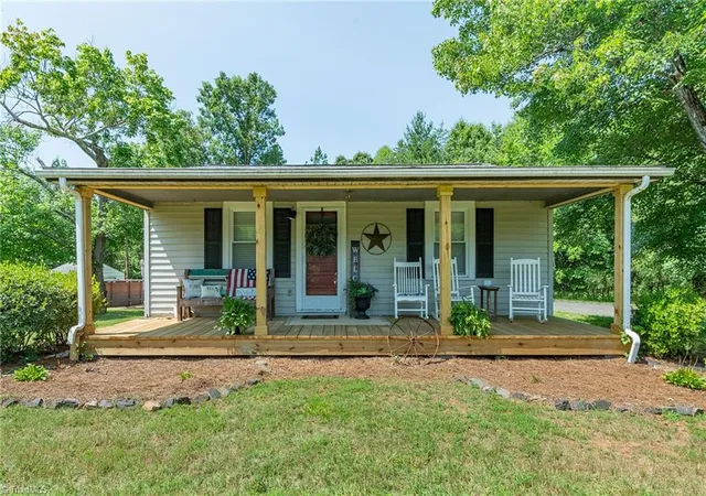 3rd image of 332 Dibrell Rd, Pelham, NC 27311 | MLS# 1227898