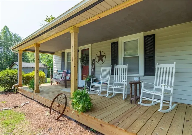 4th image of 332 Dibrell Rd, Pelham, NC 27311 | MLS# 1227898