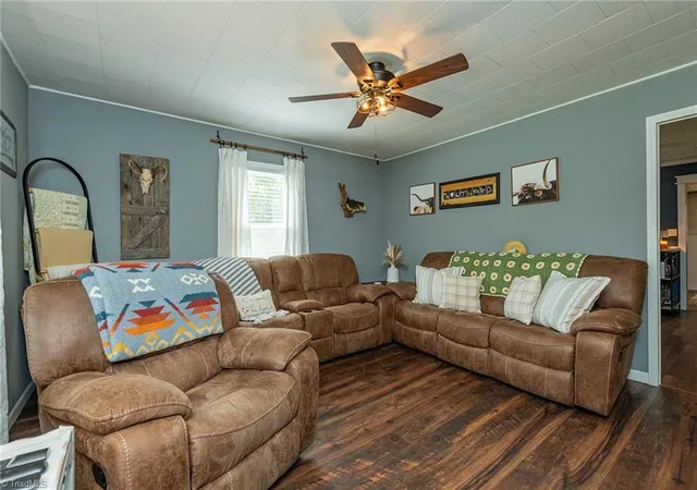 5th image of 332 Dibrell Rd, Pelham, NC 27311 | MLS# 1227898