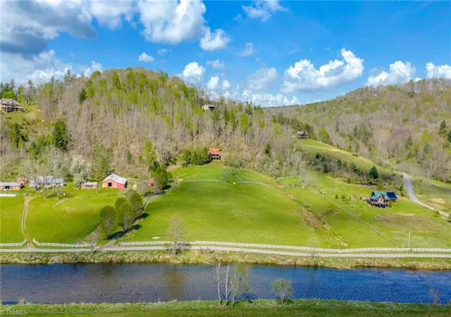 Homes for sale in Laurel Springs, NC | 1819 Fulton Reeves Rd, Laurel Springs, NC 28644 | MLS# 1217861