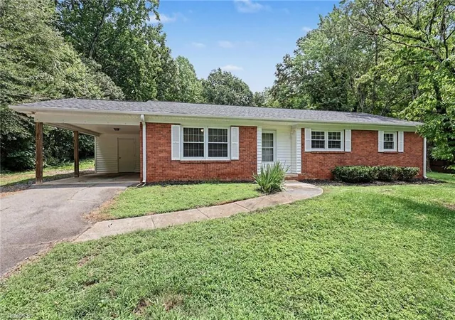 2nd image of 575 Alpine Rd, Winston Salem, NC 27104 | MLS# 1231156