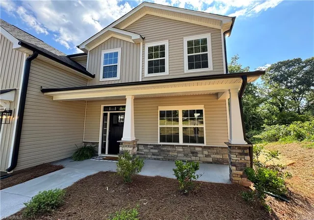 41st image of 228 Longwood Dr, Winston Salem, NC 27104 | MLS# 1211736