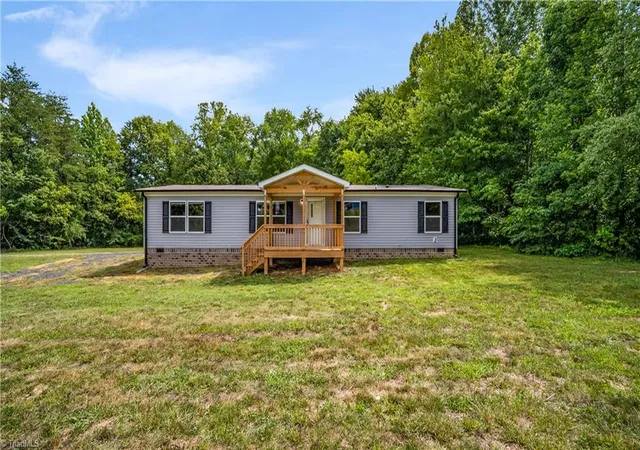Photo 3 of Sale Pending at 153 Mosley Loop, Madison, NC 27025 | MLS# 1226864 | Listing updated on 2026-09-04