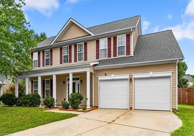 Photo 3 of Sale Pending at 6400 Estes Ct, Greensboro, NC 27410 | MLS# 1233254 | Listing updated on 2026-09-30
