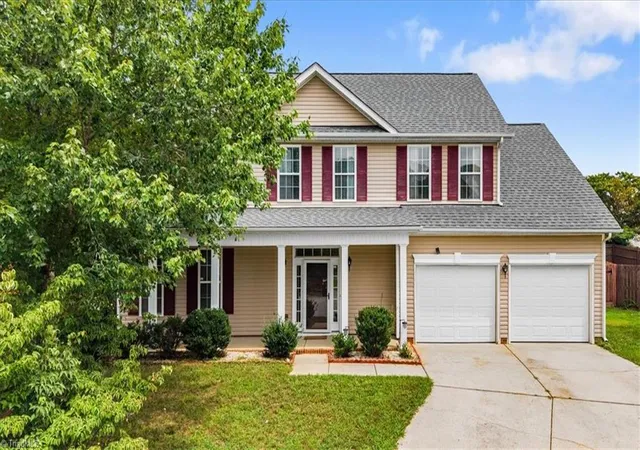 Photo 3 of Sale Pending at 6400 Estes Ct, Greensboro, NC 27410 | MLS# 1233254 | Listing updated on 2026-09-30