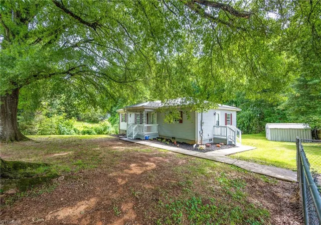 2nd image of 4507 Us Hwy 64, Mocksville, NC 27028 | MLS# 1224729