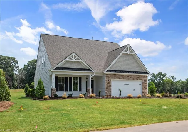 Photo 3 of Single family home for sale at 7811 Fairview Garden Trl, Clemmons, NC 27012 | MLS# 1234039 | Listing updated on 2026-09-01