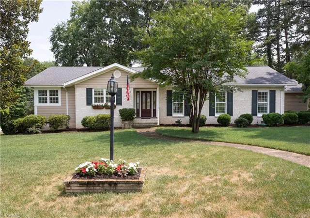 Homes for sale in Lexington, NC | 612 Hilltop Dr, Lexington, NC 27292 | MLS# 1225775