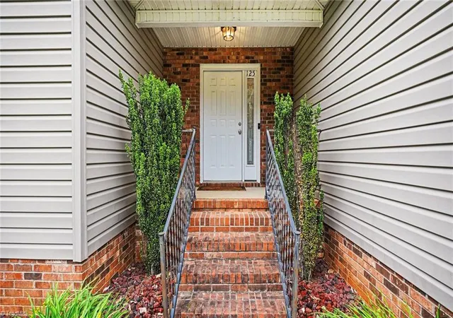 3rd image of 125 Gumtree Ct, Mocksville, NC 27028 | MLS# 1218949