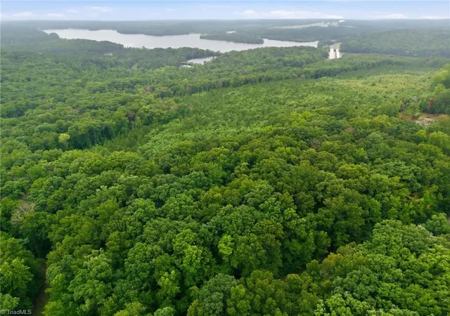 13th image of 171 Seminole Trl, New London, NC 28127 | MLS# 1228867