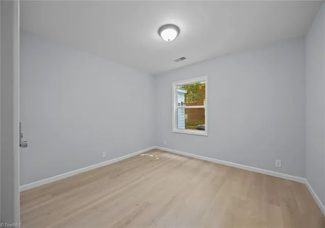 4th image of 728 W Banner Ave, Winston Salem, NC 27127 | MLS# 1217452