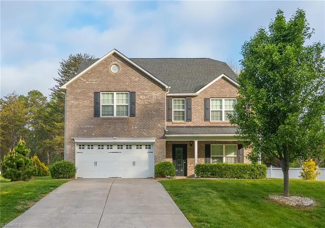 Photo 1 of Single family home for sale at 4892 Montevista Dr, Greensboro, NC 27407 | MLS# 1233372 | Listing updated on 2026-09-10