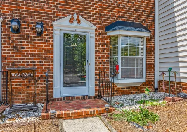 Photo 1 of Single family home for sale at 2221 Stonecutter Dr, Winston Salem, NC 27103 | MLS# 1227515 | Listing updated on 2026-09-01