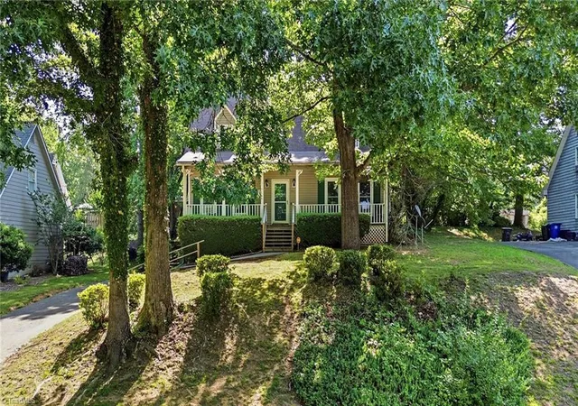 2nd image of 5041 Hutchins St, Winston Salem, NC 27106 | MLS# 1226596