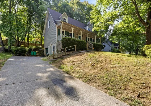 4th image of 5041 Hutchins St, Winston Salem, NC 27106 | MLS# 1226596