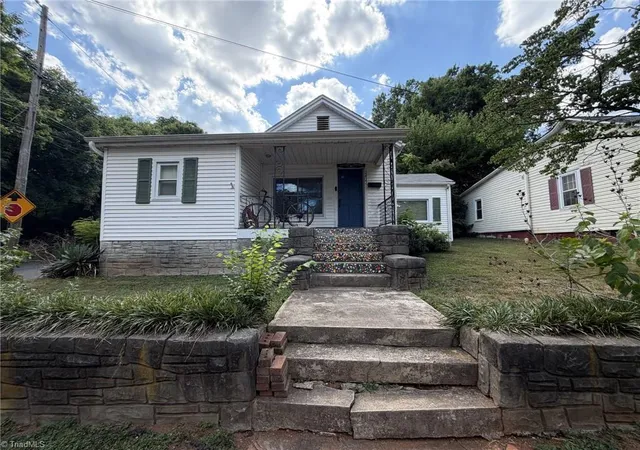 Photo 1 of Single family home for sale at 2422 Lucille St, Winston Salem, NC 27127 | MLS# 1224571 | Listing updated on 2026-09-22