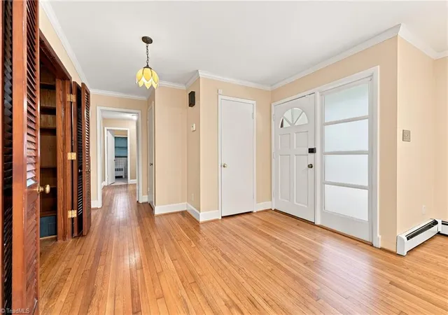Photo 4 of Single family home for sale at 1501 Westridge Rd, Greensboro, NC 27410 | MLS# 1228626 | Listing updated on 2026-09-22