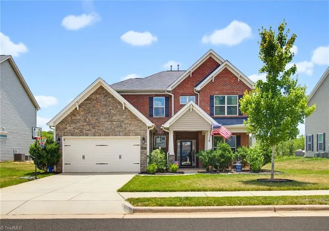 1st image of 1837 Ridge Creek Dr, Kernersville, NC 27284 | MLS# 1226022
