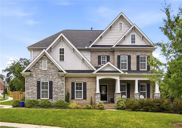 1st image of 528 Amos Garden Dr, Winston Salem, NC 27104 | MLS# 1231319