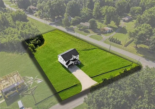 Photo 3 of Single family home for sale at 1913 Dockery Rd, Reidsville, NC 27320 | MLS# 1227830 | Listing updated on 2026-09-30
