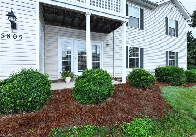 Photo 2 of Single family home for sale at 5805 Battery Dr #2D, Greensboro, NC 27409 | MLS# 1227504 | Listing updated on 2026-09-17