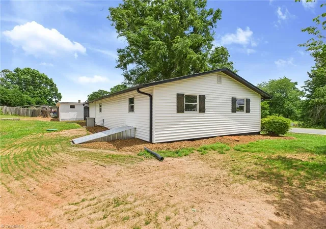 Homes for sale in Taylorsville, NC | 120 Hepler Rd, Taylorsville, NC 28681 | MLS# 1180585