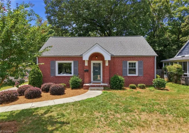 Photo 1 of Single family home for sale at 938 Madison Ave, Winston Salem, NC 27103 | MLS# 1239394 | Listing updated on 2026-10-20