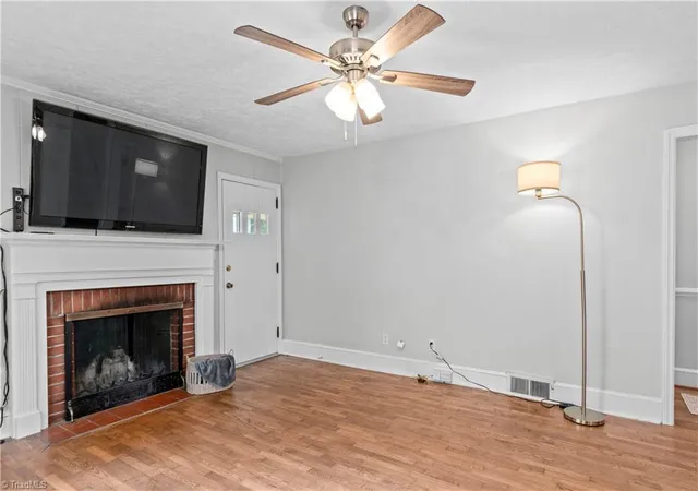 Photo 4 of Sale Pending at 1210 Martin St, Winston Salem, NC 27103 | MLS# 1225895 | Listing updated on 2026-10-11