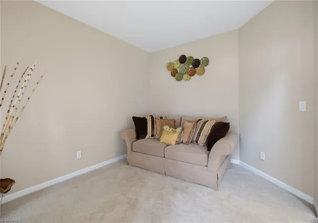 Photo 4 of Single family home for sale at 4034 Tellmont Ct, High Point, NC 27265 | MLS# 1229317 | Listing updated on 2026-09-30