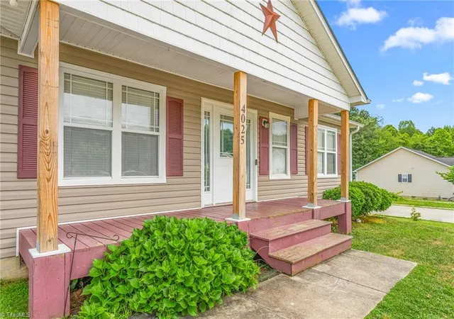 4th image of 4025 Gloria Ridge, Winston Salem, NC 27107 | MLS# 1227159