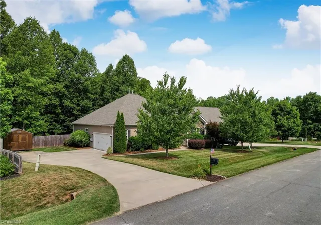 2nd image of 350 High Knoll Dr, Walkertown, NC 27051 | MLS# 1224547