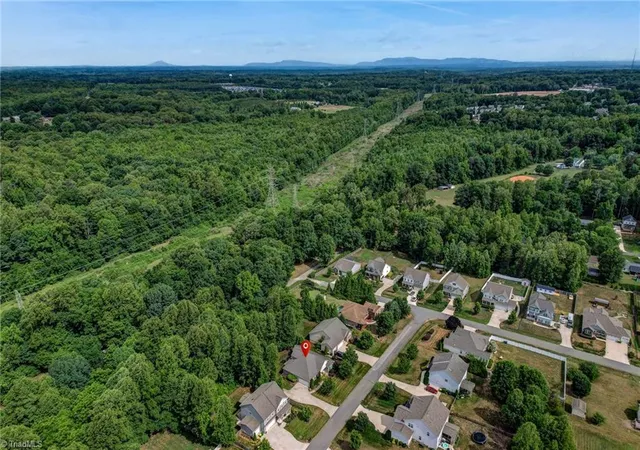 5th image of 350 High Knoll Dr, Walkertown, NC 27051 | MLS# 1224547